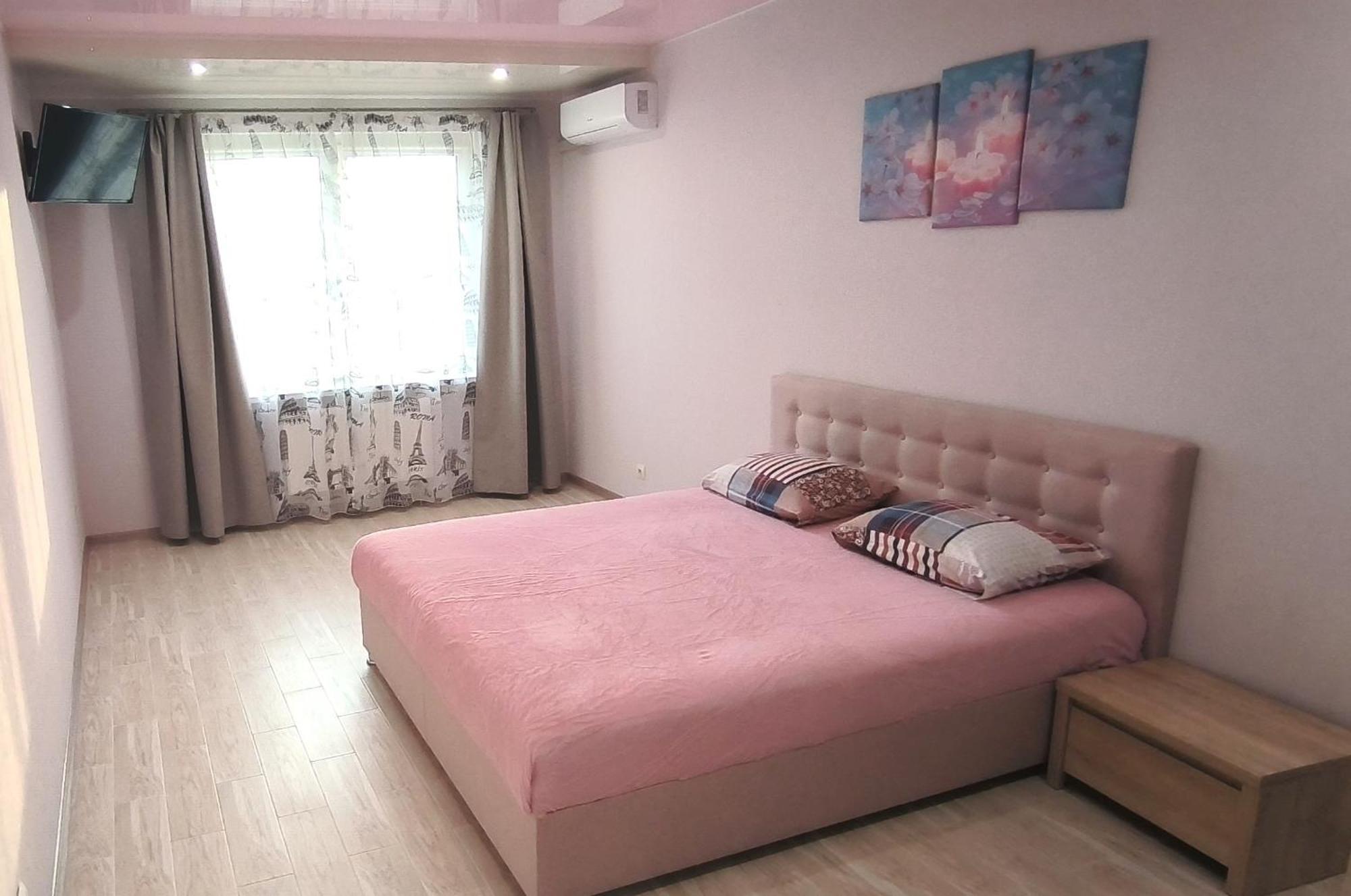 Apartment Near Metro Pozniaky Kiew Exterior foto
